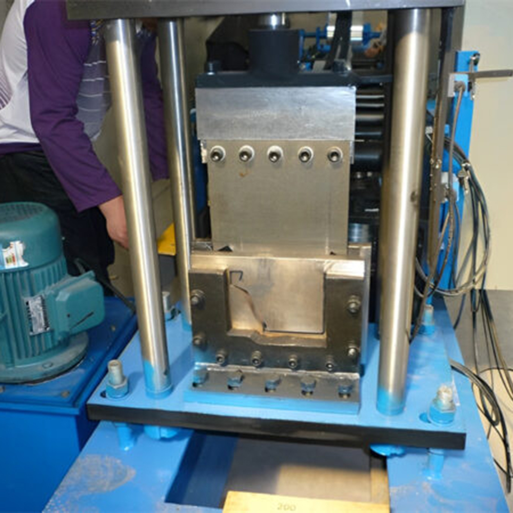 Gutter Roll Forming Machine